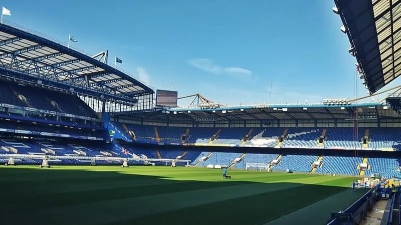 Tham quan S&acirc;n vận động Stamford Bridge nơi trung t&acirc;m London 3