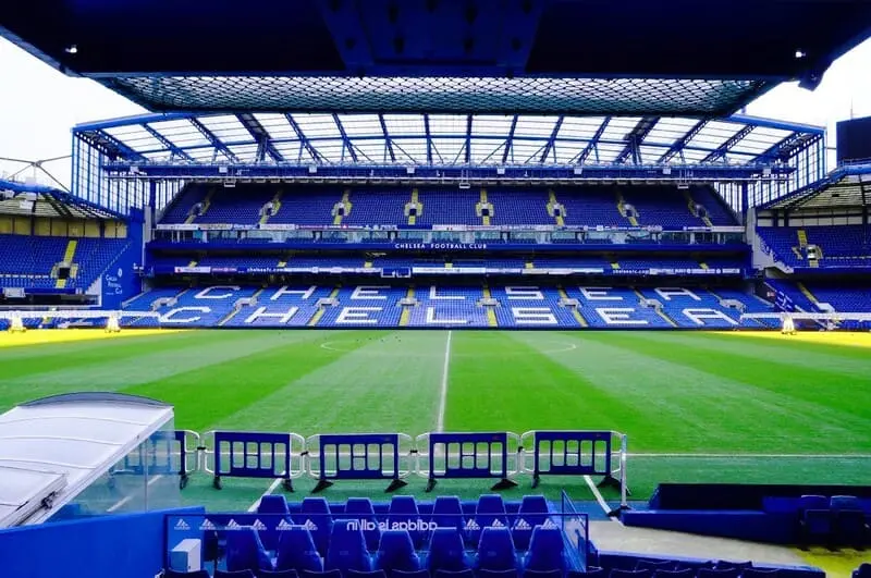 Tham quan S&acirc;n vận động Stamford Bridge nơi trung t&acirc;m London 5