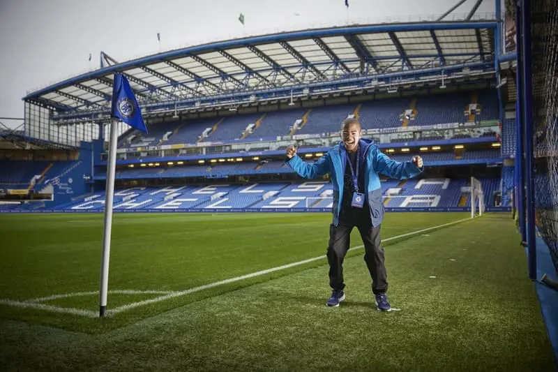 Tham quan S&acirc;n vận động Stamford Bridge nơi trung t&acirc;m London 6