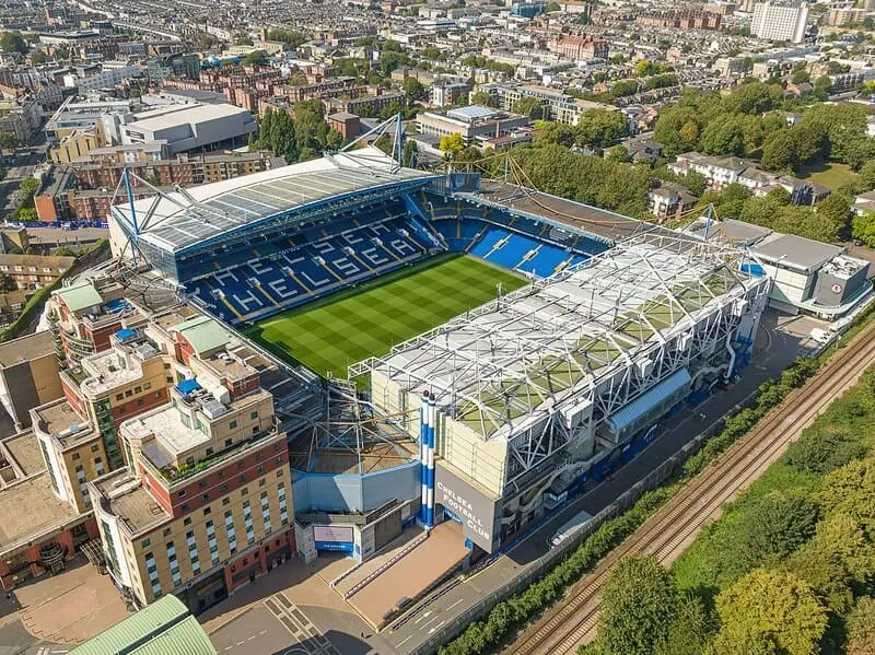 Tham quan S&acirc;n vận động Stamford Bridge nơi trung t&acirc;m London 4