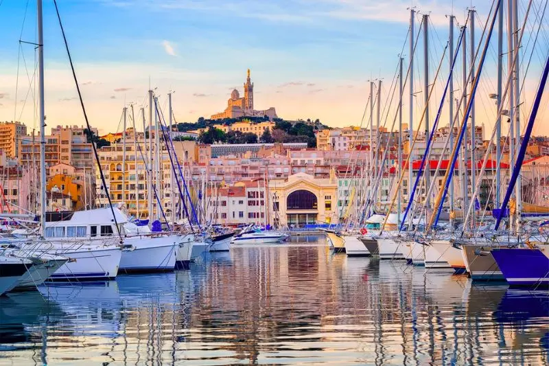 Th&agrave;nh phố cảng Marseille &ocirc;m ấp lịch sử văn h&oacute;a nước Ph&aacute;p 3