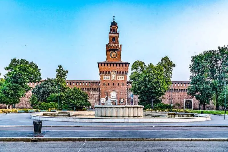 Th&agrave;nh phố Milan, &Yacute;: Kinh đ&ocirc; thời trang v&agrave; nghệ thuật 10
