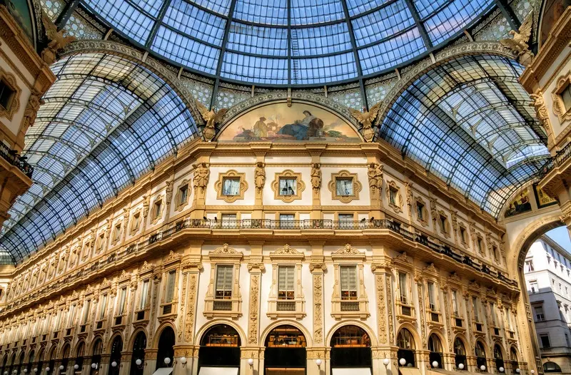 Th&agrave;nh phố Milan, &Yacute;: Kinh đ&ocirc; thời trang v&agrave; nghệ thuật 11