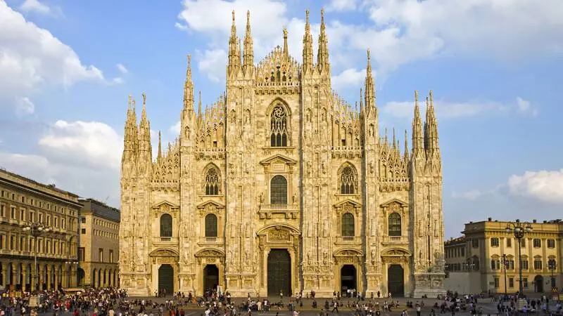 Th&agrave;nh phố Milan, &Yacute;: Kinh đ&ocirc; thời trang v&agrave; nghệ thuật 6