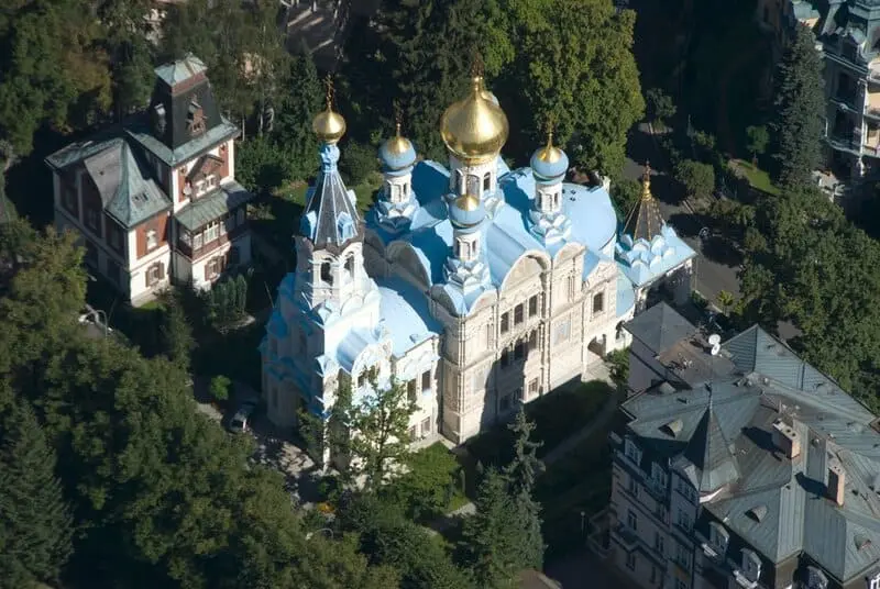 Thị trấn spa Karlovy Vary, v&ugrave;ng đất của những d&ograve;ng suối kho&aacute;ng n&oacute;ng 7