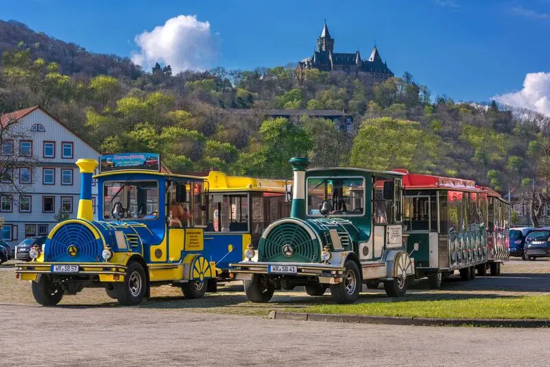 Thị trấn Wernigerode đầy m&agrave;u sắc của d&atilde;y n&uacute;i Harz nước Đức 4