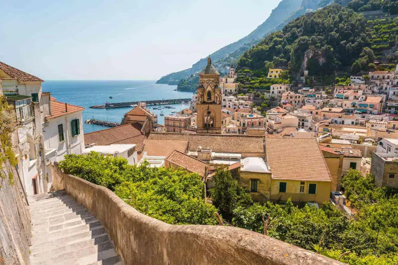Vẻ đẹp của bờ biển Amalfi đẹp như tranh tại nước &Yacute; 7