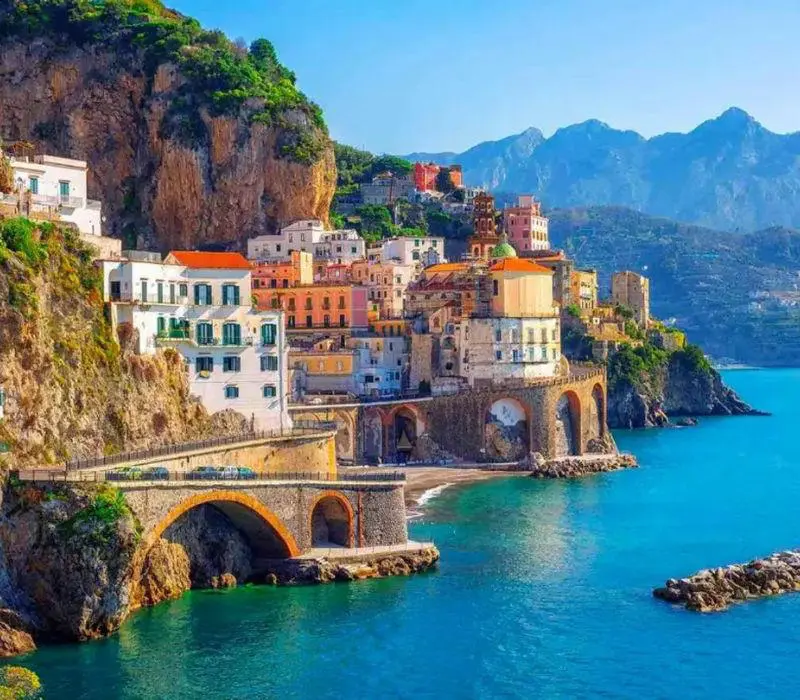 Vẻ đẹp của bờ biển Amalfi đẹp như tranh tại nước &Yacute; 10