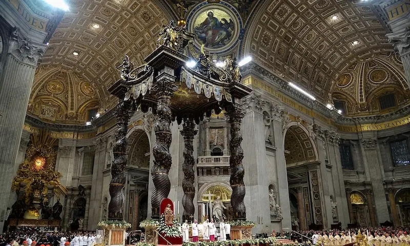 Vương cung Th&aacute;nh đường Th&aacute;nh Ph&ecirc;r&ocirc; lộng lẫy tại Vatican 4