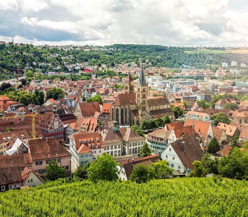 Đến Stuttgart và khám phá những thành phố đầy bí ẩn của Đức