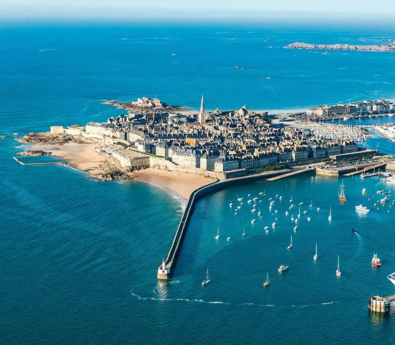 Khám Phá Saint-Malo Pháp: Viên ngọc cổ kính bên bờ Đại Tây Dương