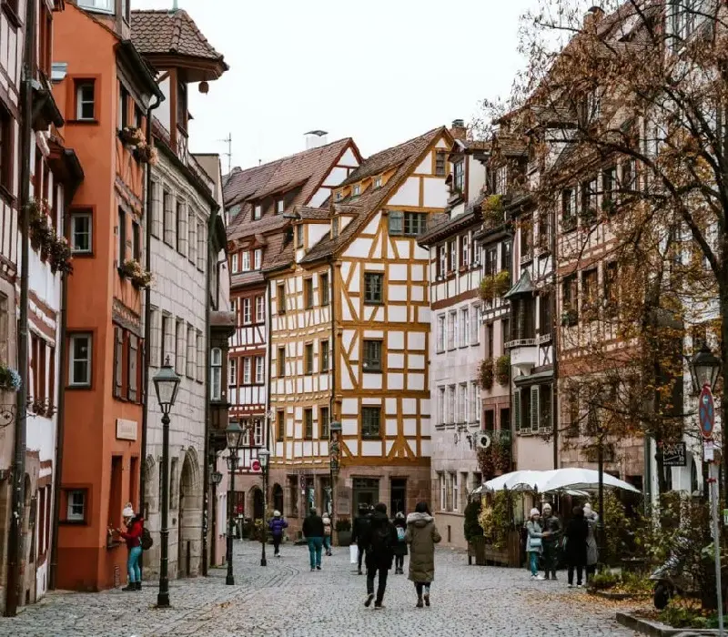 Khám phá thành phố cổ kính Nuremberg trong lòng nước Đức