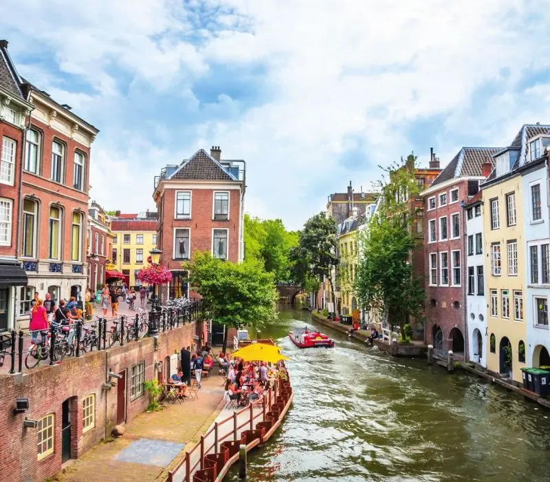 Utrecht – Thủ đô cổ kính với vẻ đẹp mộng mơ đang chờ bạn khám phá