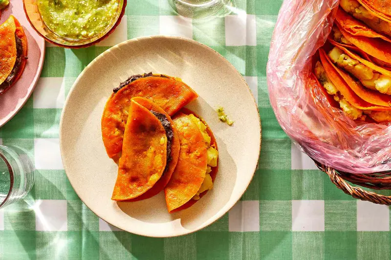 Kh&aacute;m ph&aacute; m&oacute;n b&aacute;nh Tacos hấp dẫn đến từ đất nước Mexico 2