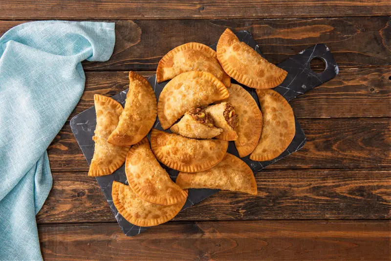 M&ecirc; mẩn trước m&oacute;n b&aacute;nh Empanadas đặc sắc của người Mexico 4