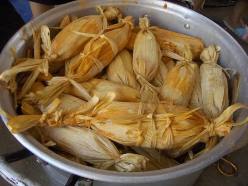Tamales: M&oacute;n qu&agrave; đầu năm đặc biệt của người Mexico 11