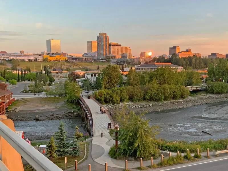 Anchorage, gh&eacute; thăm th&agrave;nh phố th&uacute; vị bật nhất Alaska 3