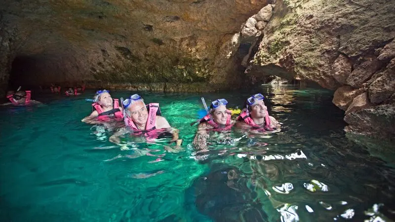 Chinh phục thiên đường biển xanh Cancun tại Mexico 8