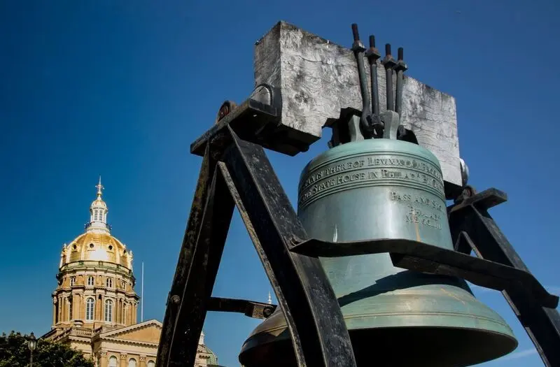 Chu&ocirc;ng tự do Liberty Bell v&agrave; những sự thật th&uacute; vị đằng sau 2