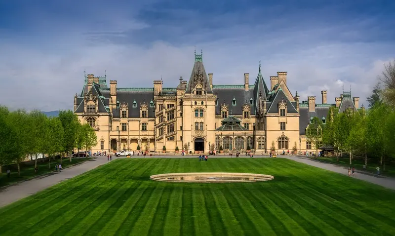 Du lịch Asheville: Thị trấn miền n&uacute;i cổ k&iacute;nh ở Bắc Carolina, Mỹ 8