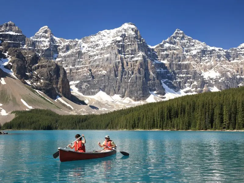 Du lịch Canada, bỏ t&uacute;i cẩm nang kh&aacute;m ph&aacute; xứ sở l&aacute; phong 9