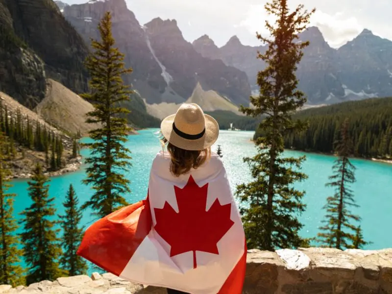 Du lịch Canada, bỏ t&uacute;i cẩm nang kh&aacute;m ph&aacute; xứ sở l&aacute; phong 14