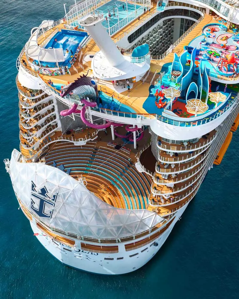 Du thuyền Royal Caribbean đưa bạn kh&aacute;m ph&aacute; h&agrave;nh tr&igrave;nh v&ograve;ng quanh thế giới 4