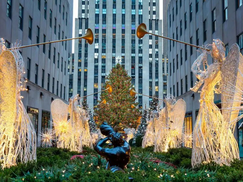 Lạc lối ở Rockefeller Center: Ốc đảo văn h&oacute;a giữa l&ograve;ng New York 5