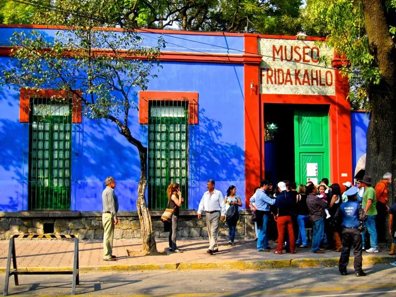 Mexico City si&ecirc;u đ&ocirc; thị s&ocirc;i động b&ecirc;n những gi&aacute; trị xưa cũ 9