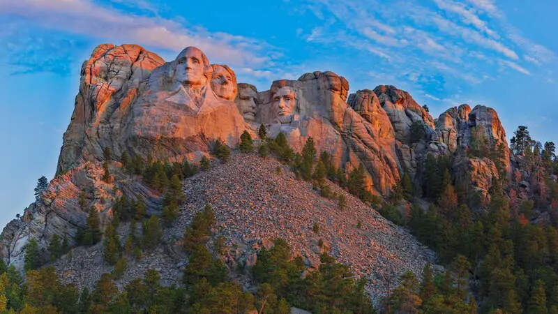 N&uacute;i Rushmore: C&ocirc;ng tr&igrave;nh đi&ecirc;u khắc ch&acirc;n dung 4 tổng thống vĩ đại của Mỹ 5
