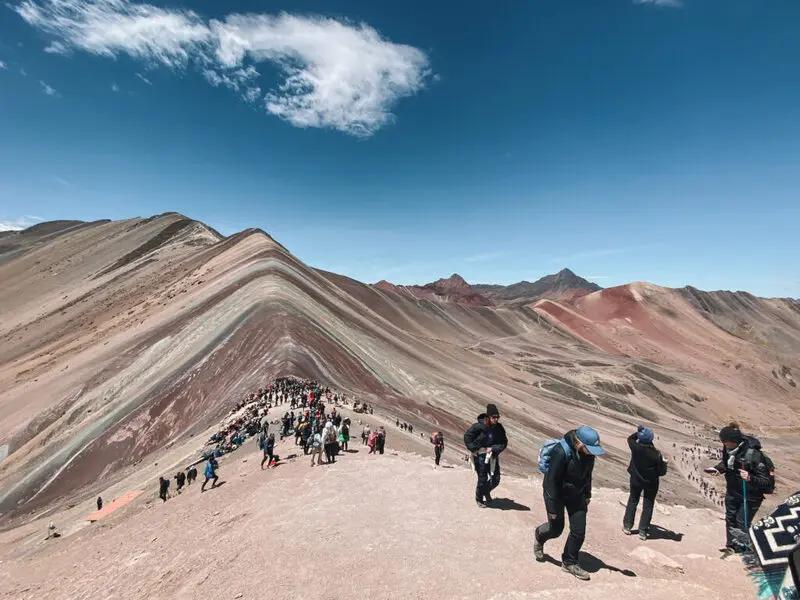 Núi Vinicunca kỳ quan địa chất bảy màu ở Peru 7