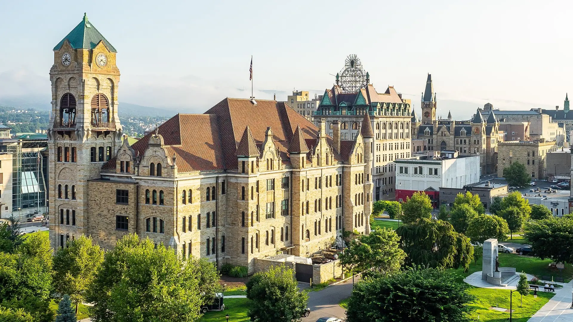 Rực rỡ th&agrave;nh phố điện di sản Scranton tại Pennsylvania 2