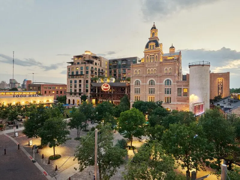 San Antonio: Địa điểm tham quan đa sắc m&agrave;u l&yacute; th&uacute; ở Texas, Mỹ 7