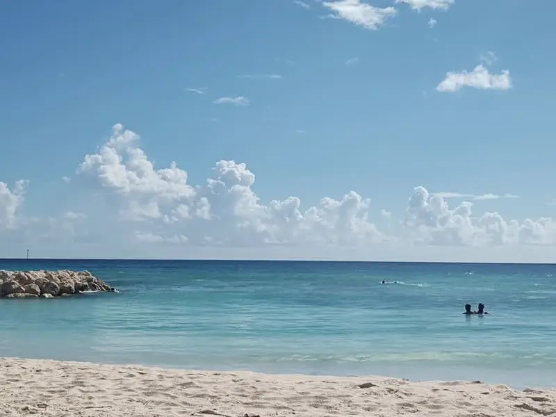 Về miền Caribbean chi&ecirc;m ngưỡng một Barbados thanh b&igrave;nh 8