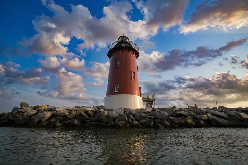 V&eacute;n m&agrave;n du lịch Delaware, thi&ecirc;n đường mua sắm miễn thuế xứ cờ hoa 8