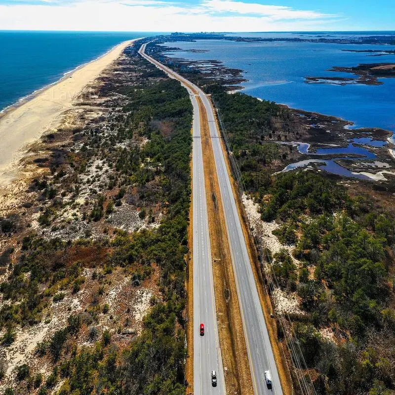 V&eacute;n m&agrave;n du lịch Delaware, thi&ecirc;n đường mua sắm miễn thuế xứ cờ hoa 5