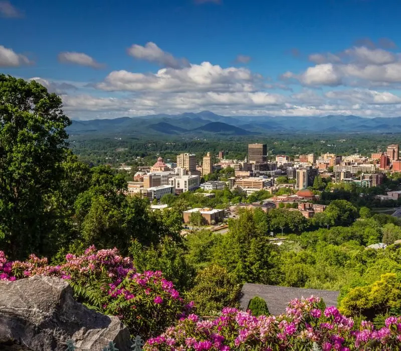 Du lịch Asheville: Thị trấn miền núi cổ kính ở Bắc Carolina, Mỹ