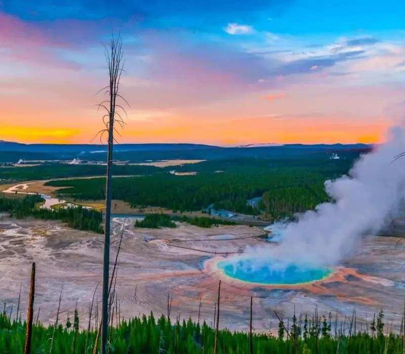Yellowstone: Vườn quốc gia lâu đời nhất nước Mỹ và thế giới