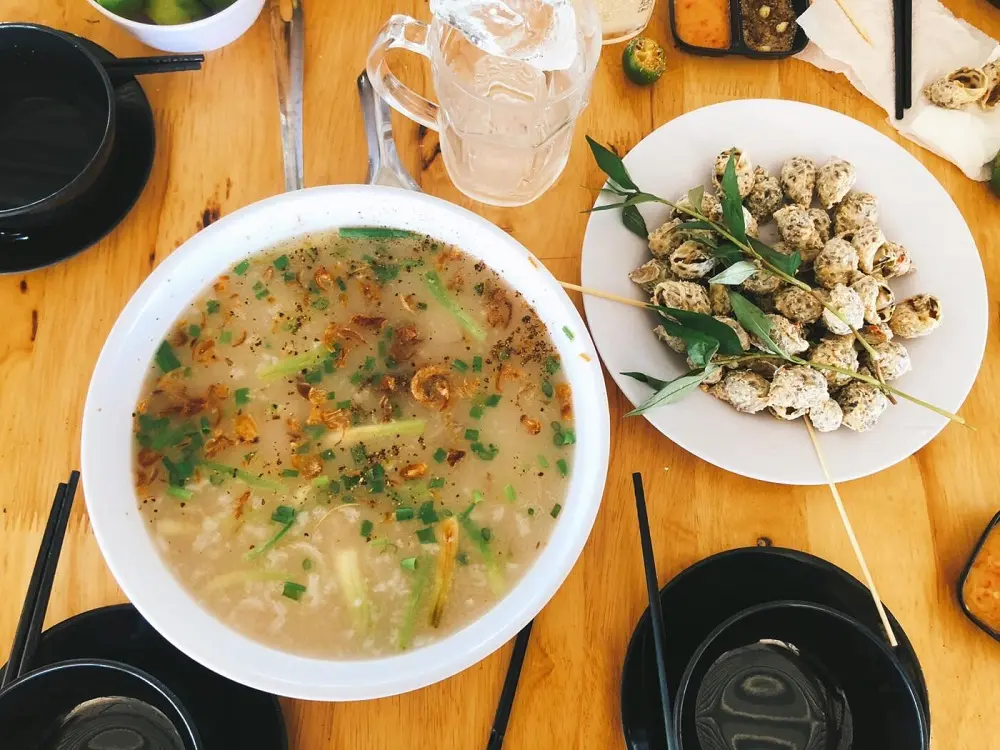Đặc sản Ch&aacute;o h&agrave;u C&ocirc;n Đảo thơm ngon nức tiếng gần xa 6