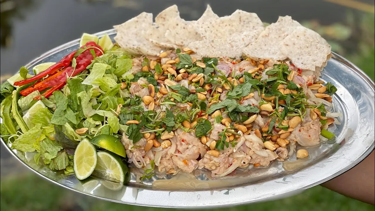 Độc đ&aacute;o m&oacute;n Gỏi c&aacute; mập C&ocirc;n Đảo th&iacute;ch m&ecirc; ngay từ lần đầu thưởng thức 4