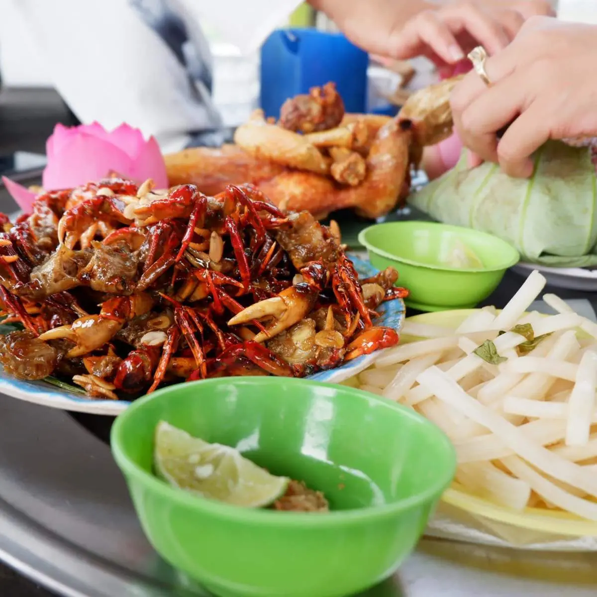 Thưởng thức đặc sản Cua vang C&ocirc;n Đảo thơm ngon lạ miệng 5
