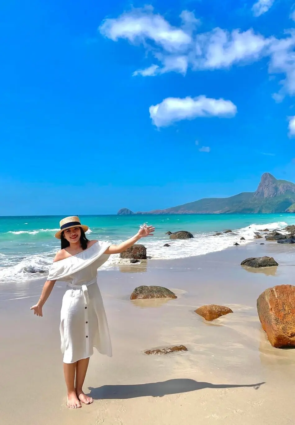Check-in C&ocirc;n Đảo với một ch&uacute;t vitamin sea c&ugrave;ng c&ocirc; n&agrave;ng Lan Anh 2
