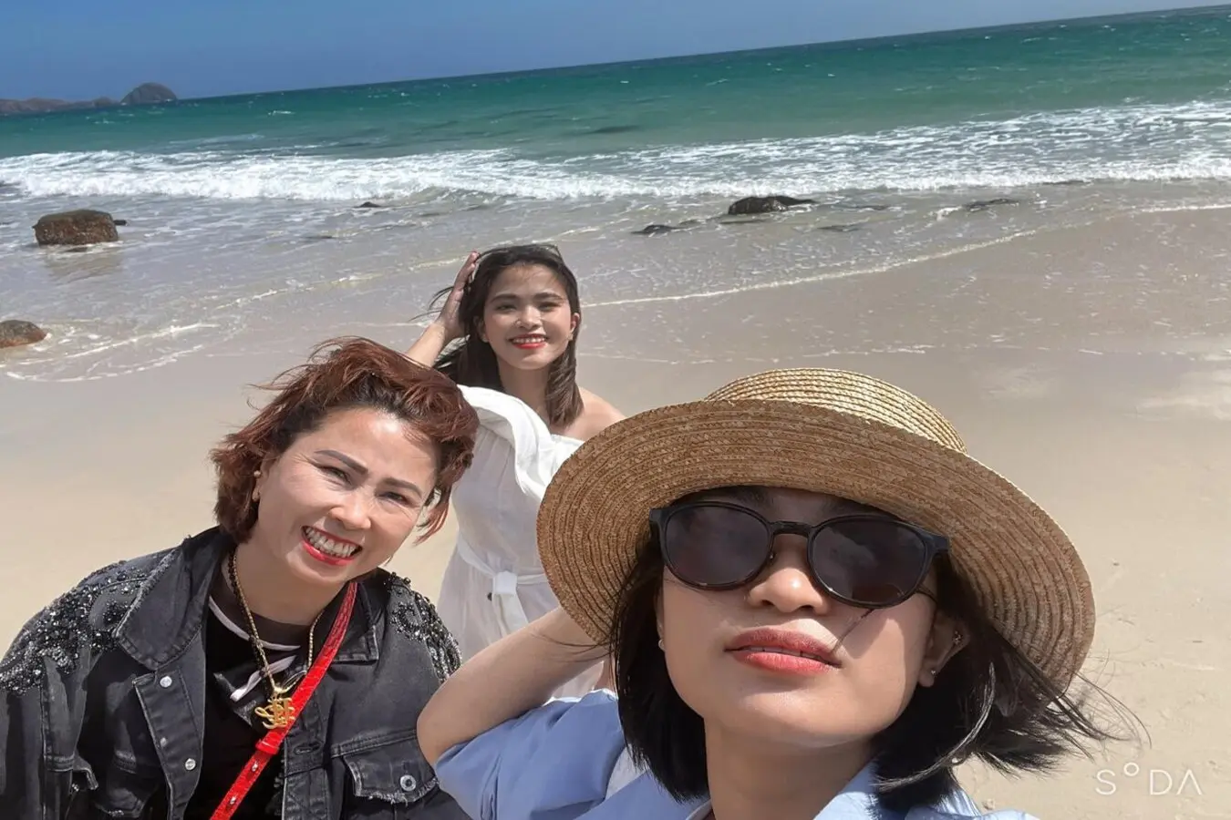 Check-in C&ocirc;n Đảo với một ch&uacute;t vitamin sea c&ugrave;ng c&ocirc; n&agrave;ng Lan Anh 7