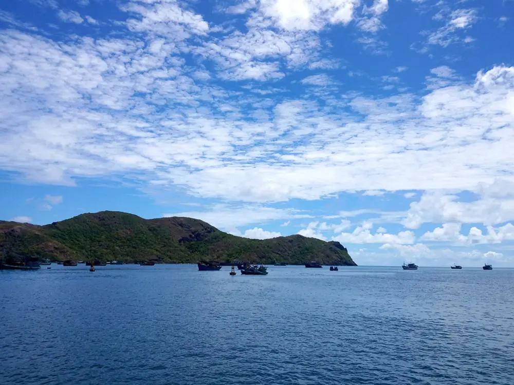 M&ugrave;a h&egrave; ở C&ocirc;n Đảo, m&ugrave;a của những ng&agrave;y thơ 2