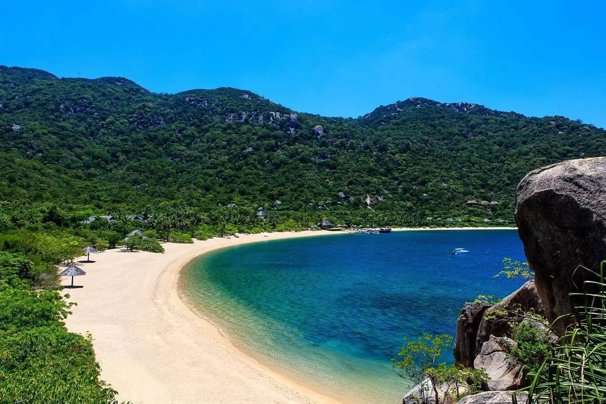 Gợi &yacute; Lịch tr&igrave;nh kh&aacute;m ph&aacute; C&ocirc;n Đảo trong ng&agrave;y chi tiết nhất 5