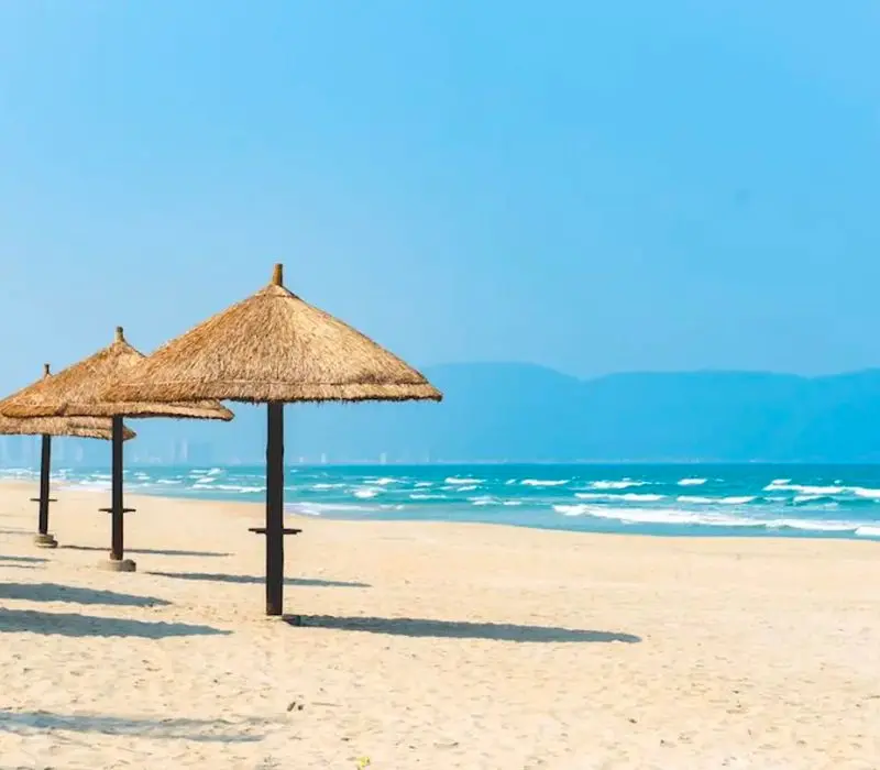 Bãi Cát Vàng với vẻ đẹp quyến rũ đốn tim người yêu biển