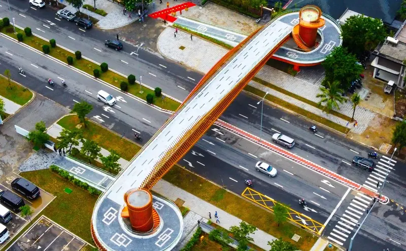 Cầu vượt đi bộ Mikazuki Đ&agrave; Nẵng ghi dấu t&igrave;nh hữu nghị Việt Nhật 8