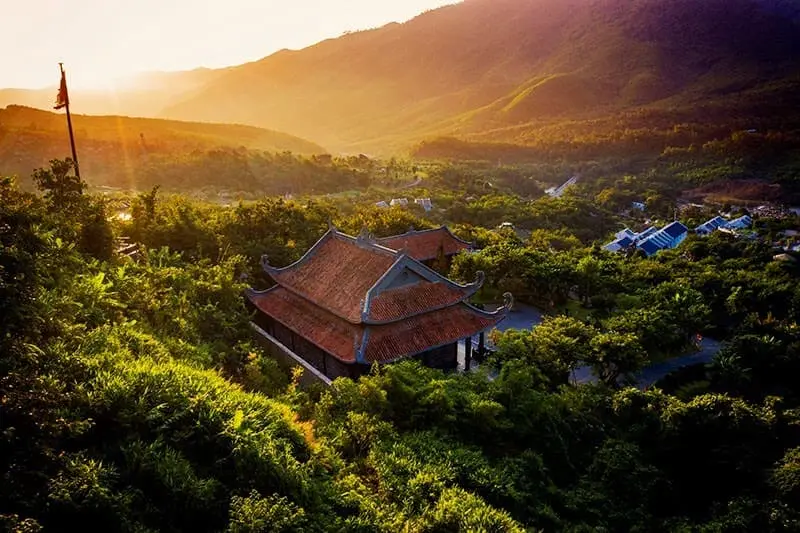 C&oacute; g&igrave; tại N&uacute;i Thần T&agrave;i, thi&ecirc;n đường giải tr&iacute; cảnh sắc hấp dẫn? 5