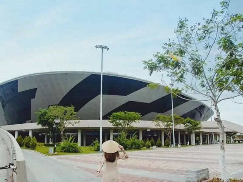 Cung Thể thao Ti&ecirc;n Sơn: C&ocirc;ng tr&igrave;nh kiến tr&uacute;c h&igrave;nh đĩa bay Đ&agrave; Nẵng 4