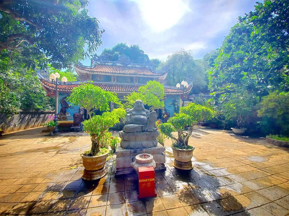 Đ&atilde; đến Đ&agrave; Nẵng, th&igrave; phải oanh tạc 5 ngọn n&uacute;i ở Ngũ H&agrave;nh Sơn Đ&agrave; Nẵng 6